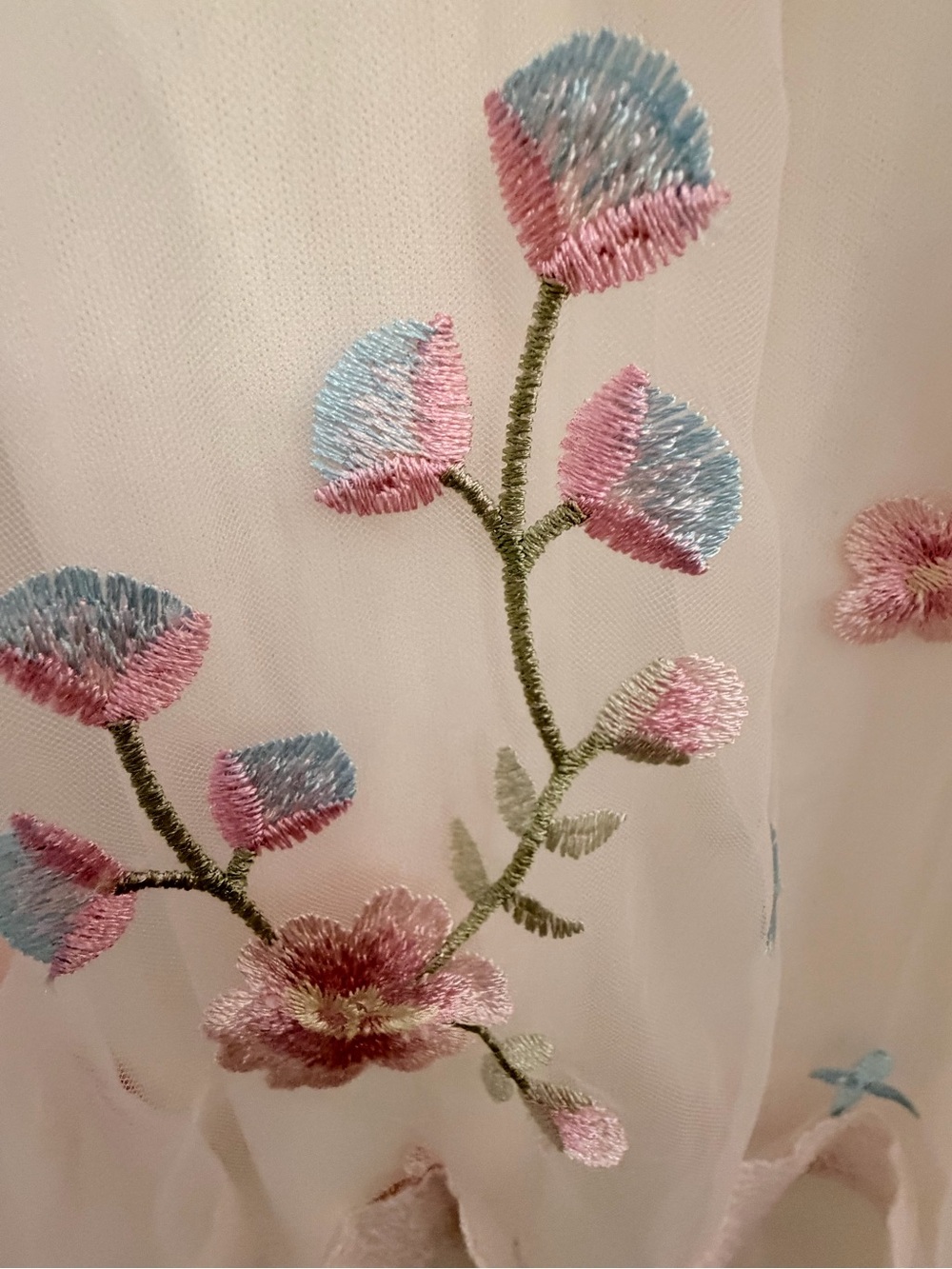 Altar'd State NWT  Callistyn Embroiderd  Pink Floral Tulle Midi Skirt Ex Small - Picture 10 of 10